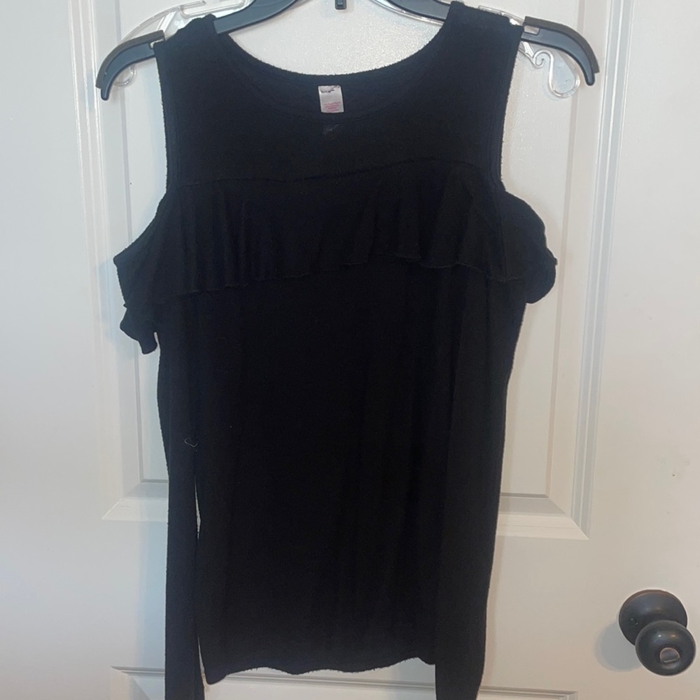 ✨Cold Shoulder Top w/ Ruffles - Picture 3 of 5